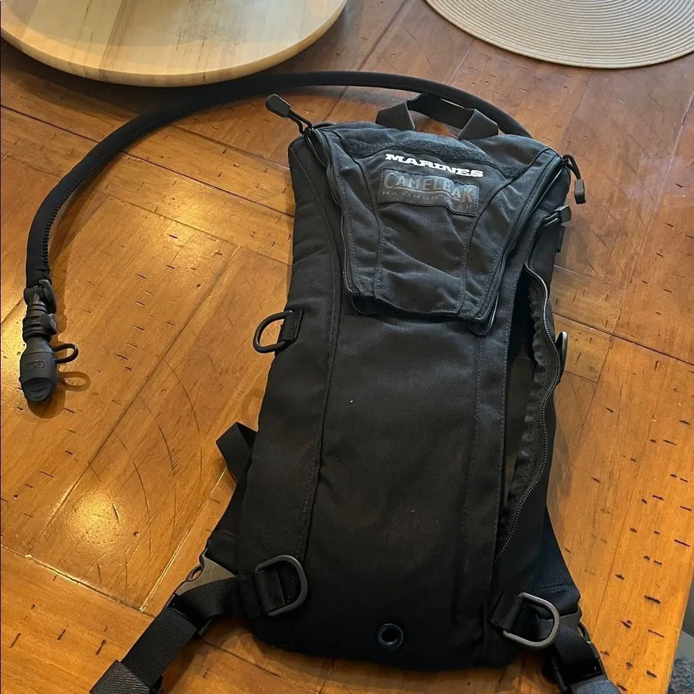 Black Camelback Marines USMC Military Training Water Backpack LOBO 6L